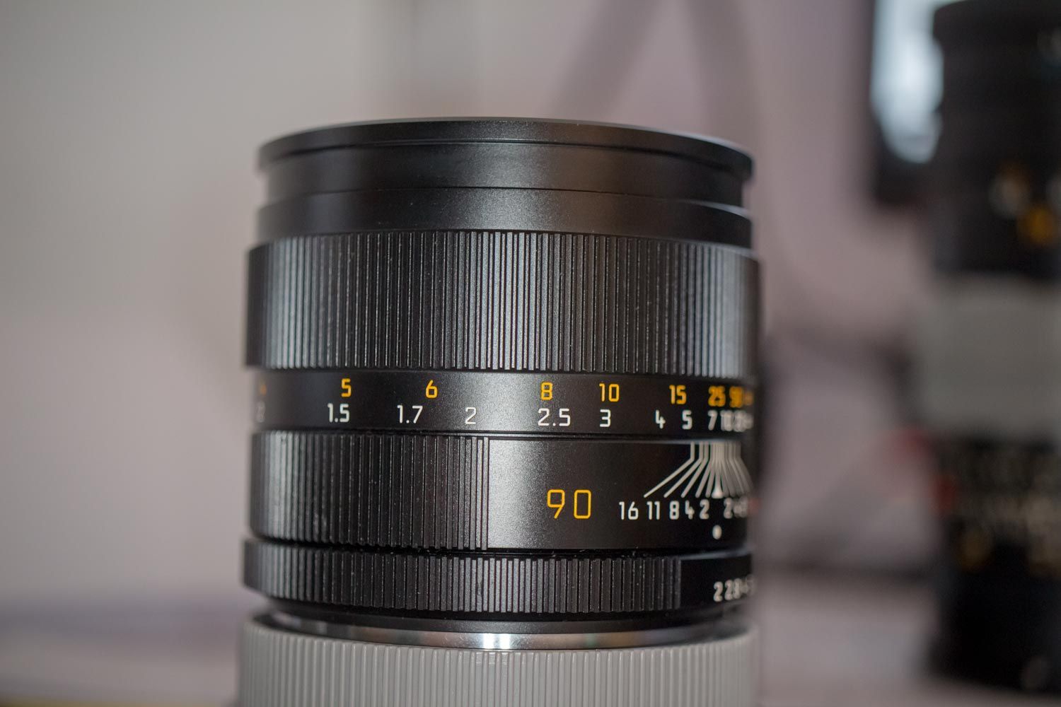 Leica R 90mm 2.0 muffe e polvere interna: pulizia e passaggio camera UV
