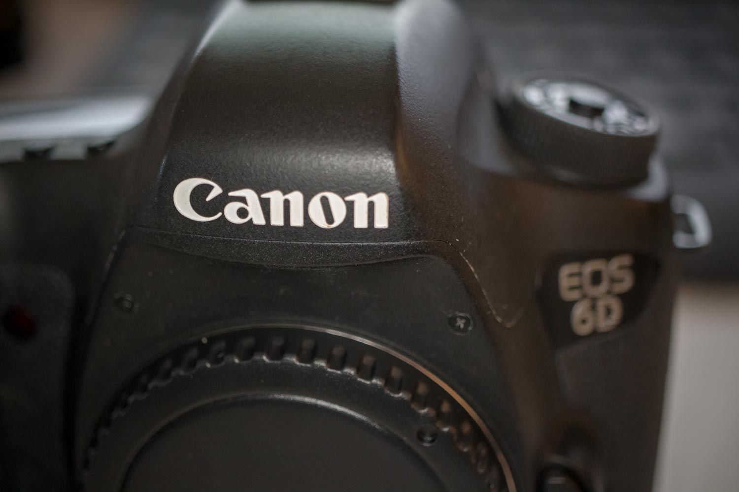 Canon 6d non legge schede sd: sostituzione mainboard