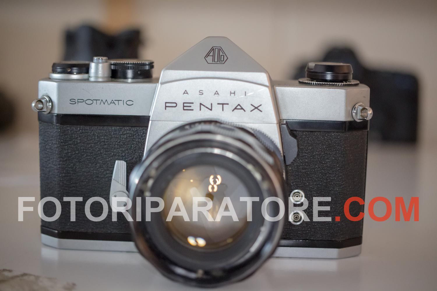 Pentax Spotmatic SP bloccata: ripristino funzionalità