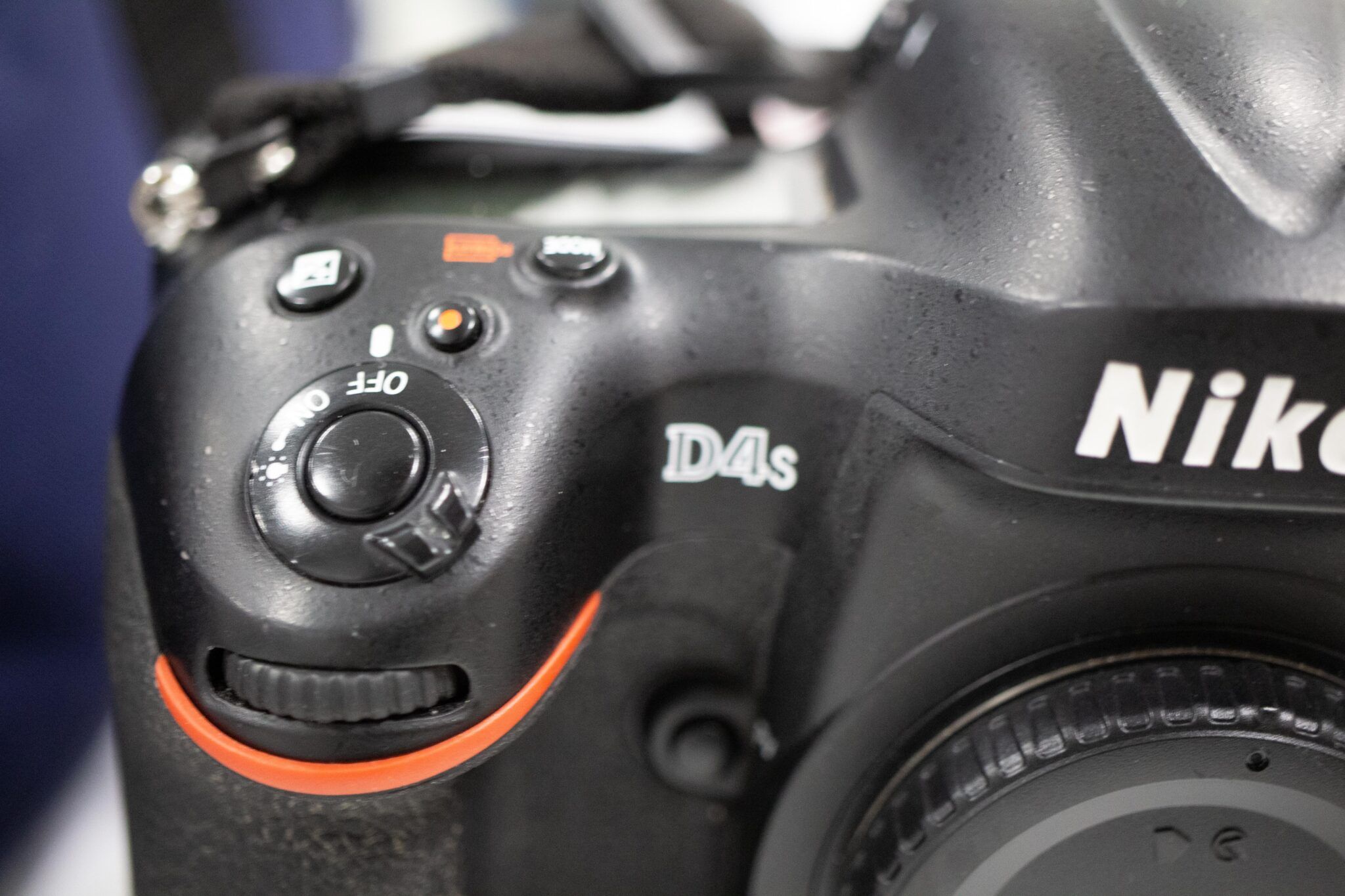 Nikon 28-70 muffe interne: pulizia interna dell’obiettivo