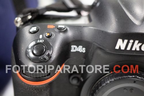 Nikon 28-70 muffe interne: pulizia interna dell’obiettivo